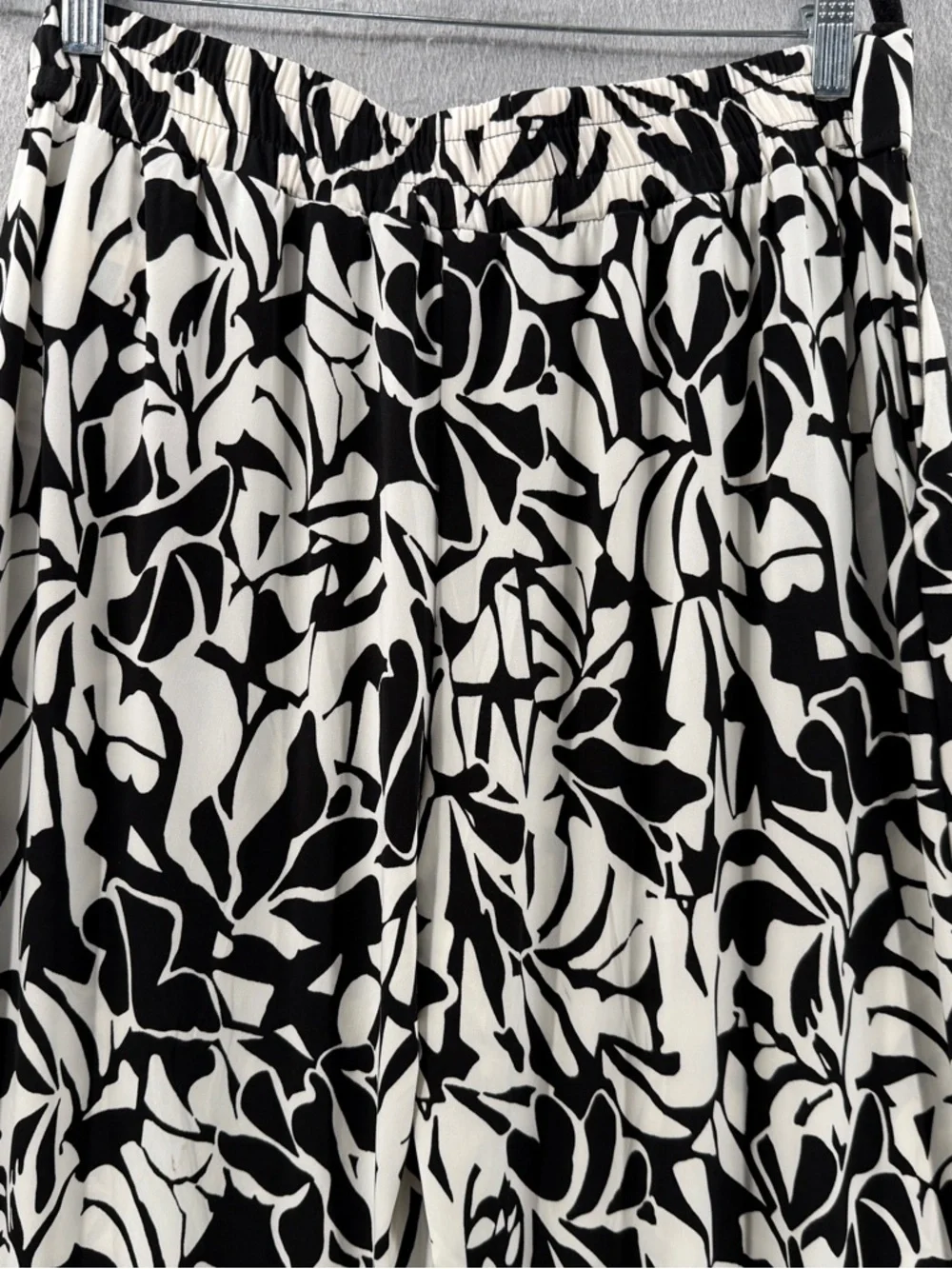 Three Dots Pants Womens L Black White Print Palazzo Resortwear Boho Comfy NWT - Picture 5 of 13